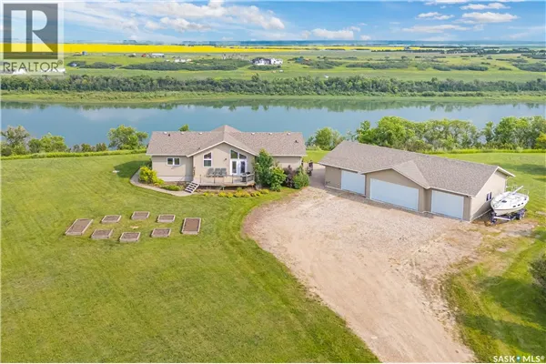 Acreage for sale: Roberts Riverfront Acreage, South Saskatchewan River