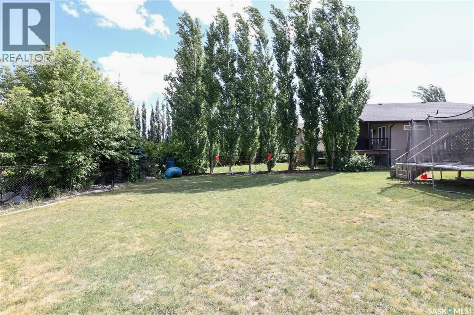 71 Fairway CRESCENT