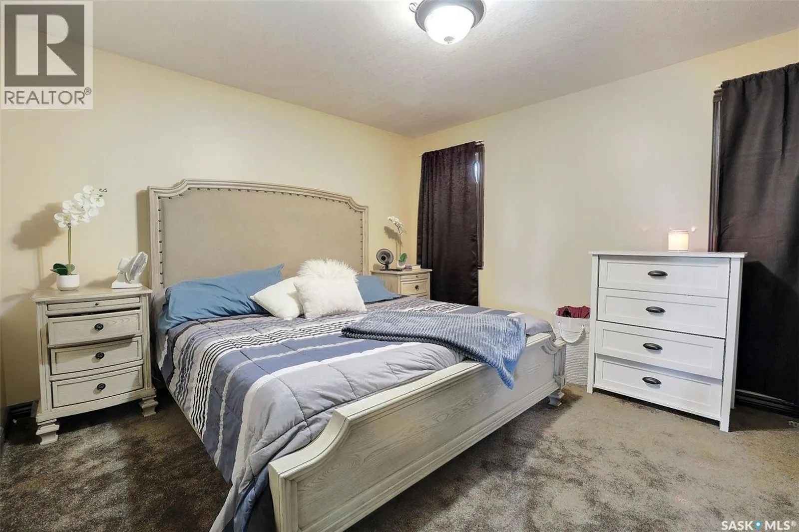 71 Fairway CRESCENT