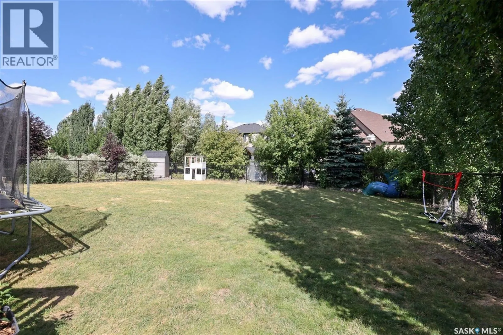 71 Fairway CRESCENT
