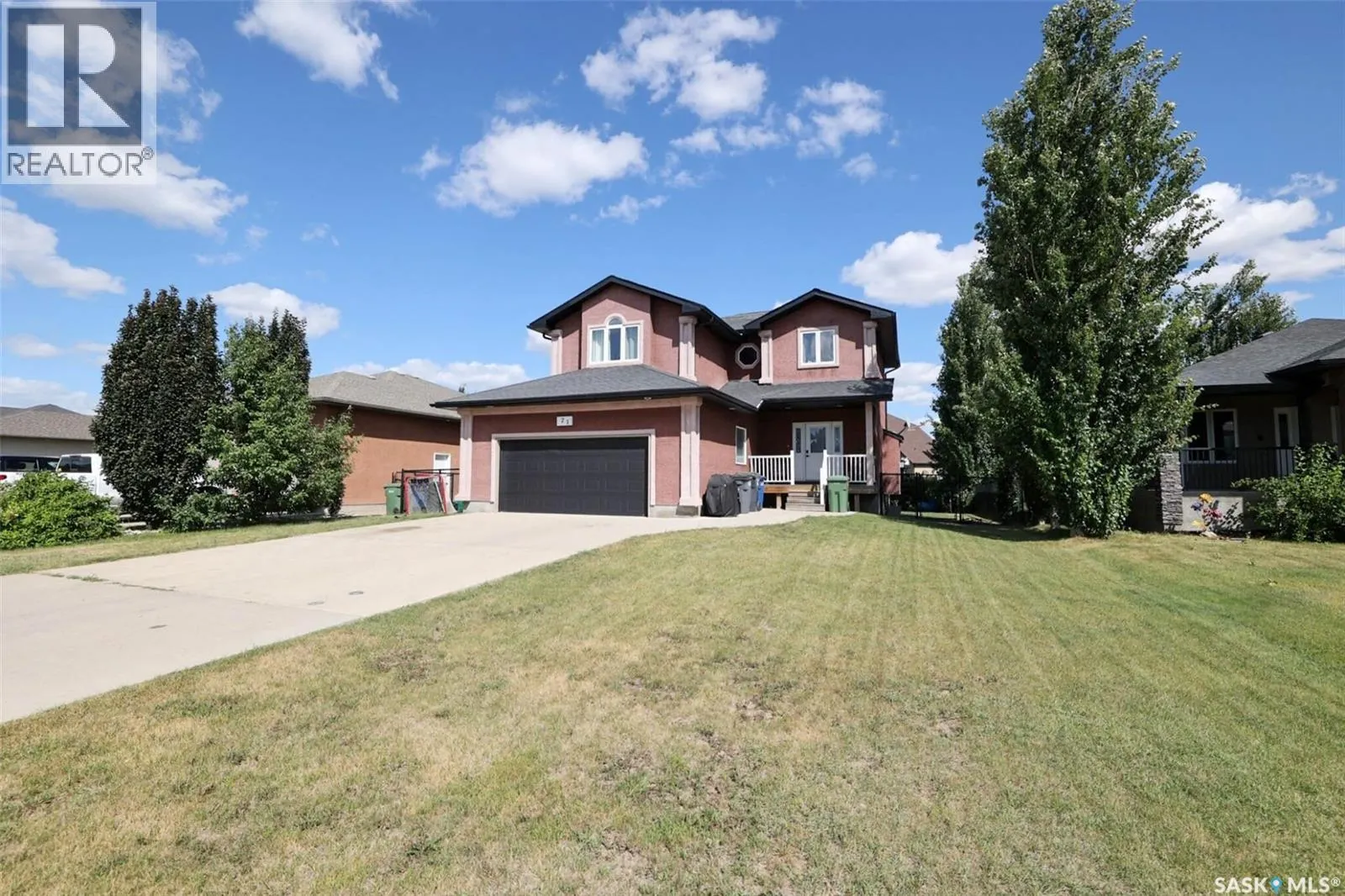 71 Fairway CRESCENT