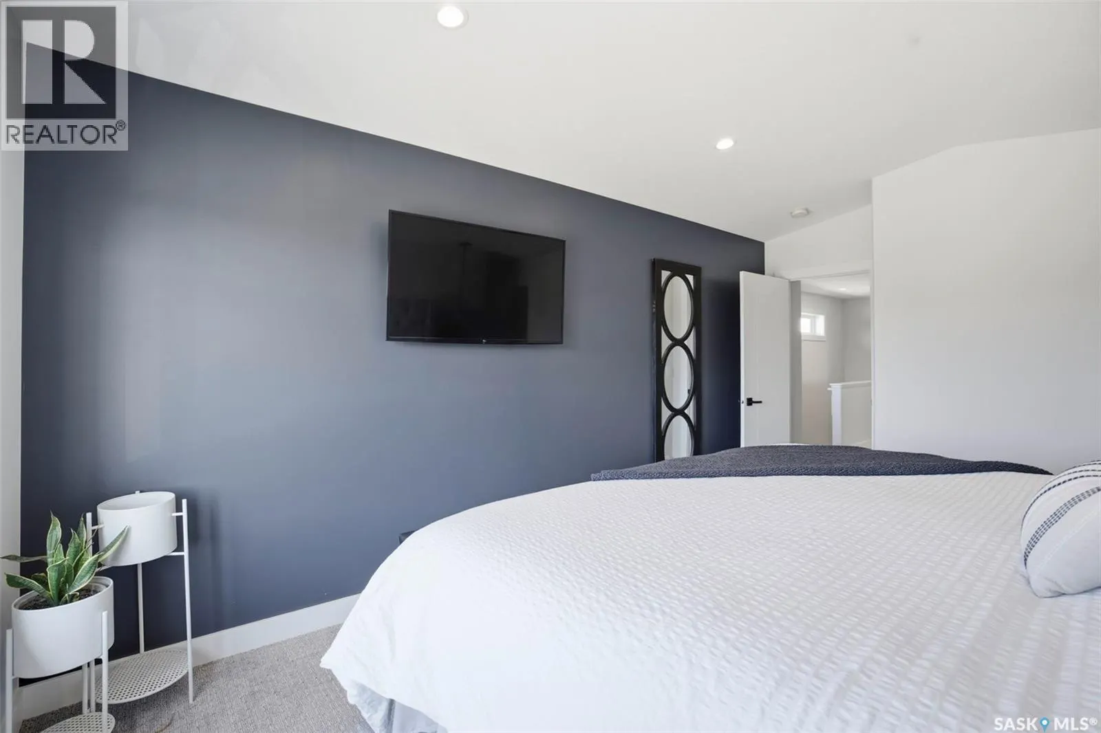 250 Skopik CRESCENT