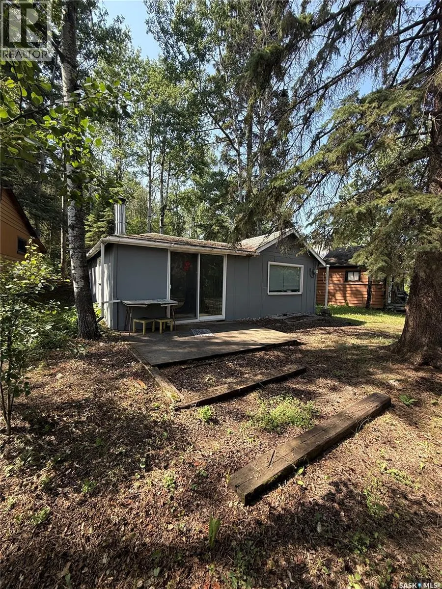 106 Agnes STREET