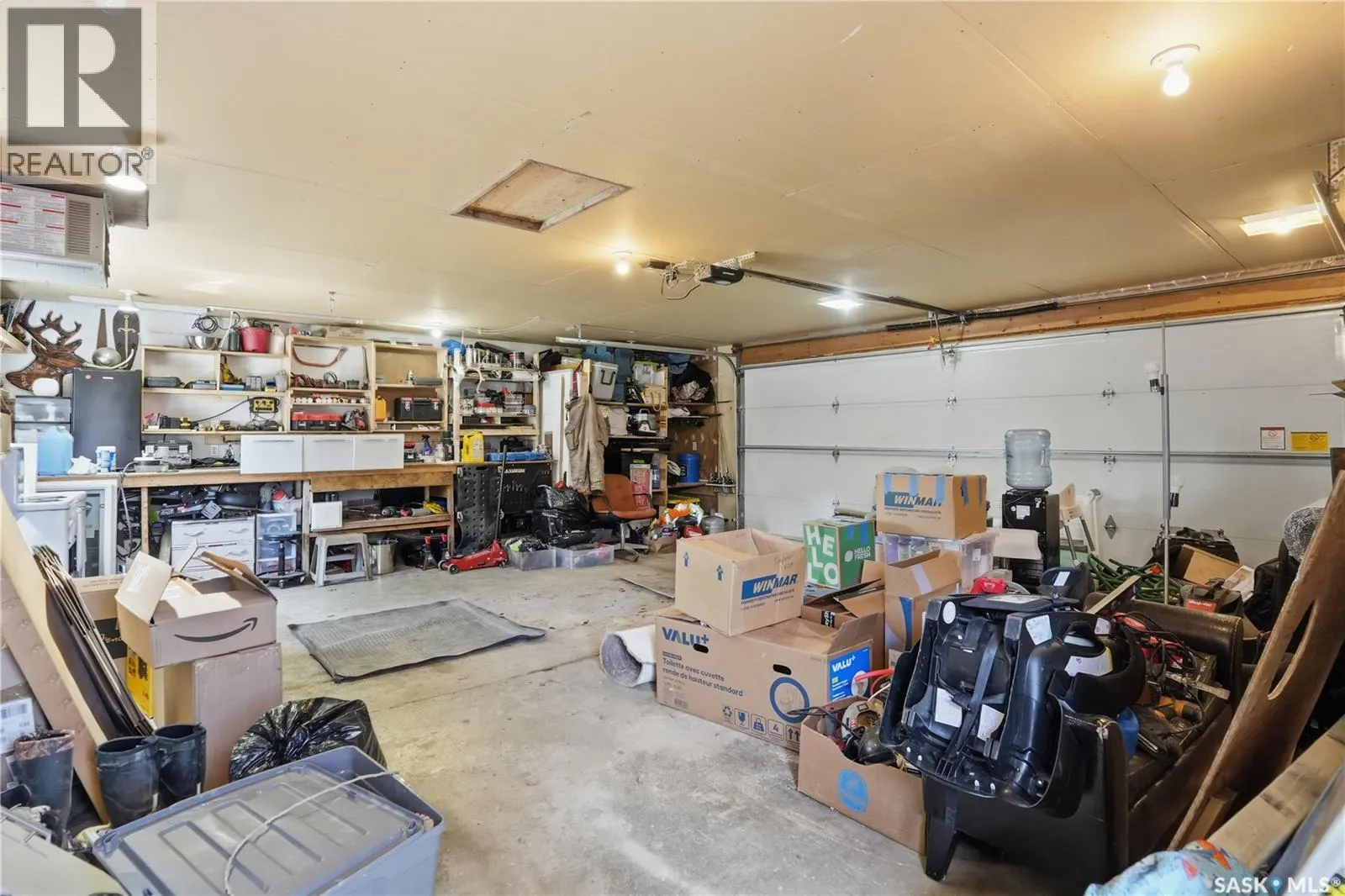 56 Iroquois STREET W