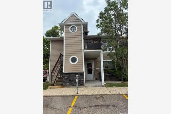 400 Cedar Meadow DRIVE
