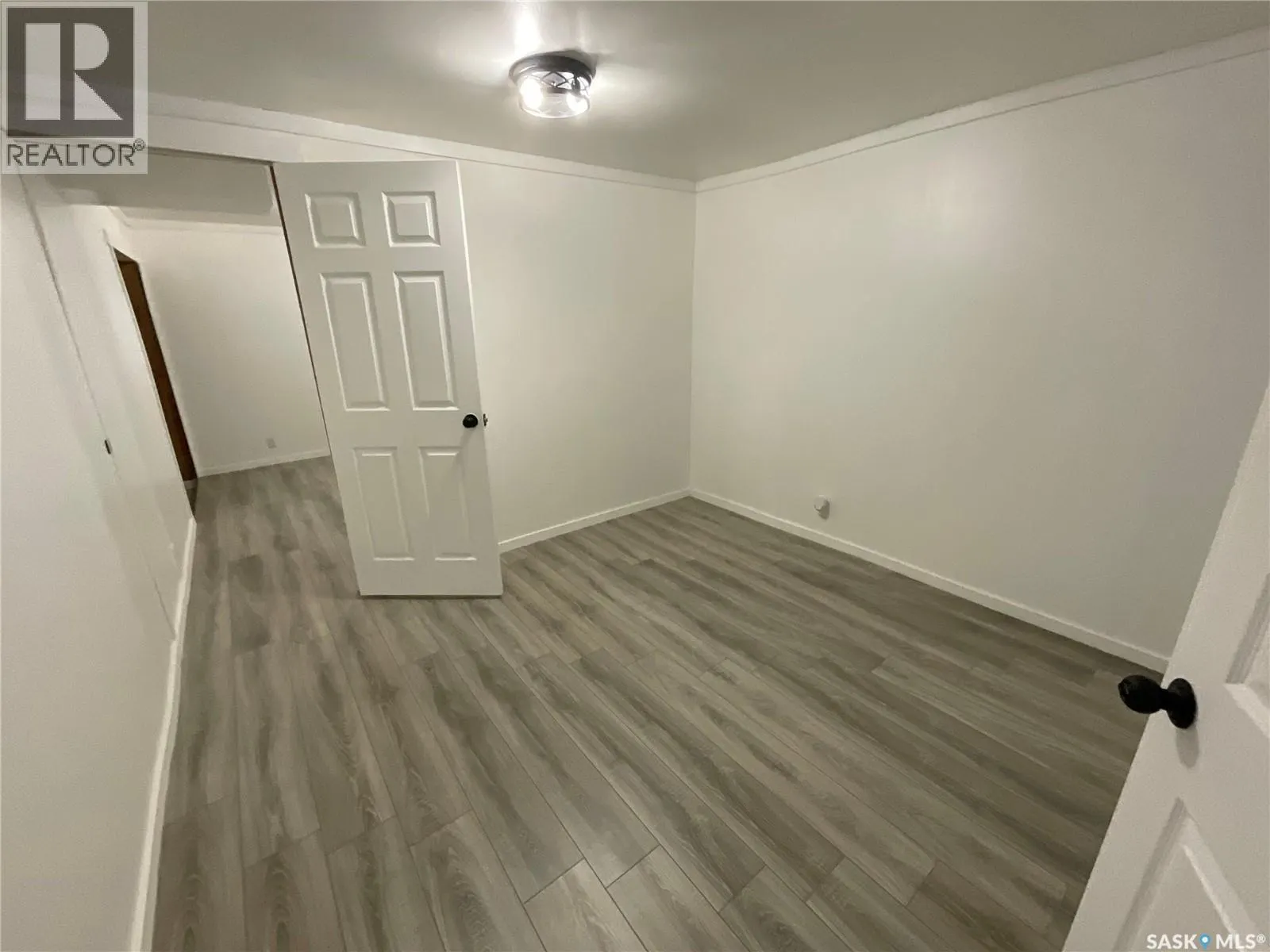 210 7th STREET S