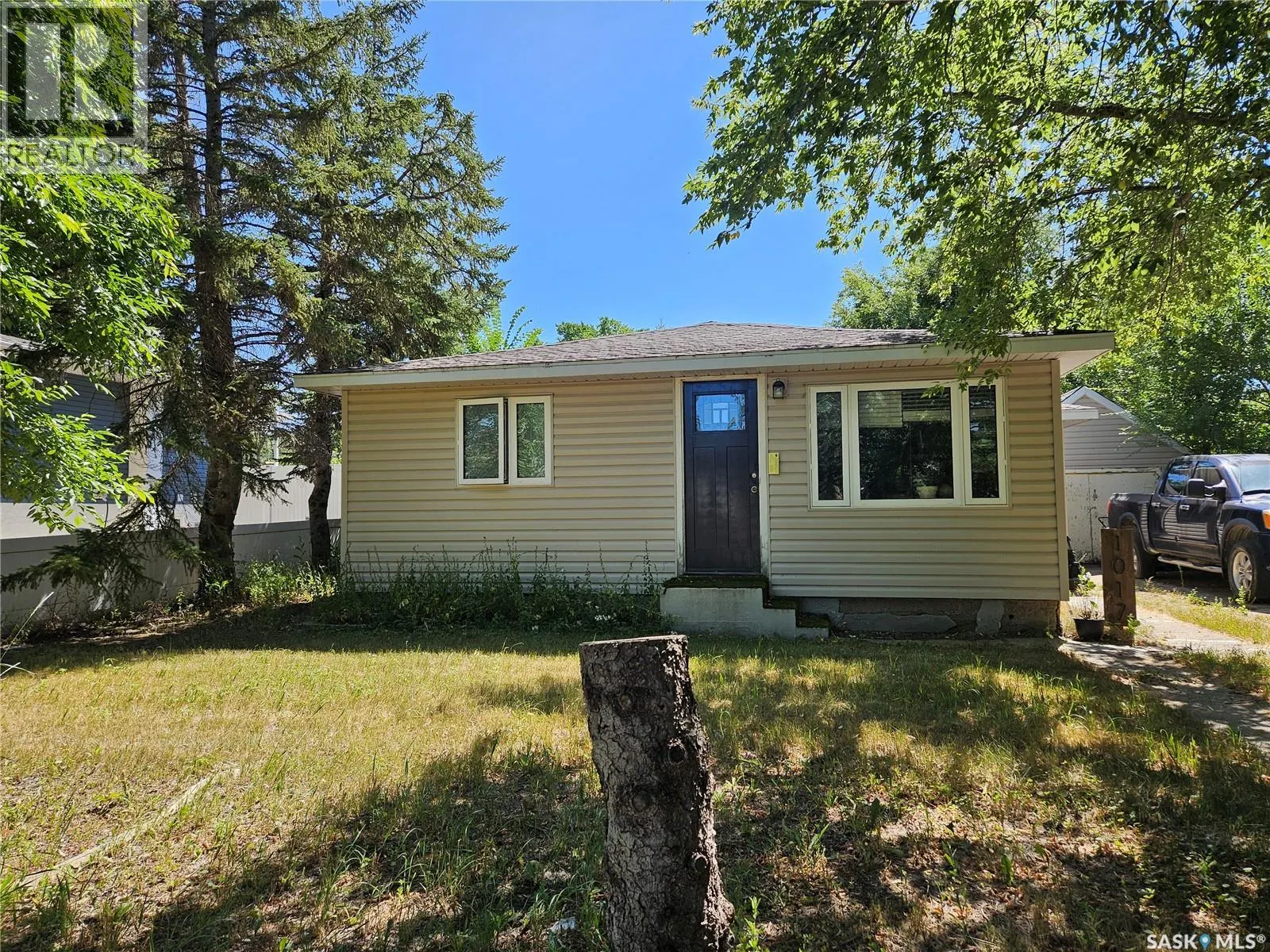 1017 Coteau STREET W