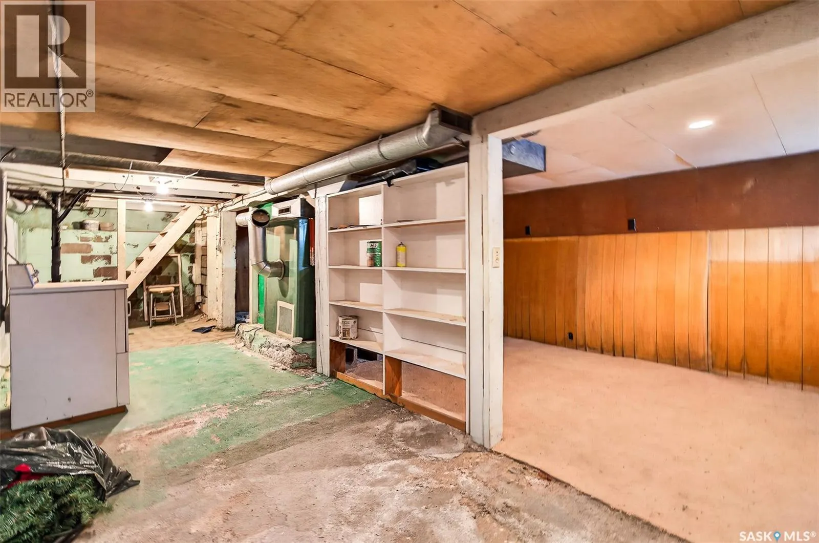 55 Iroquois STREET W
