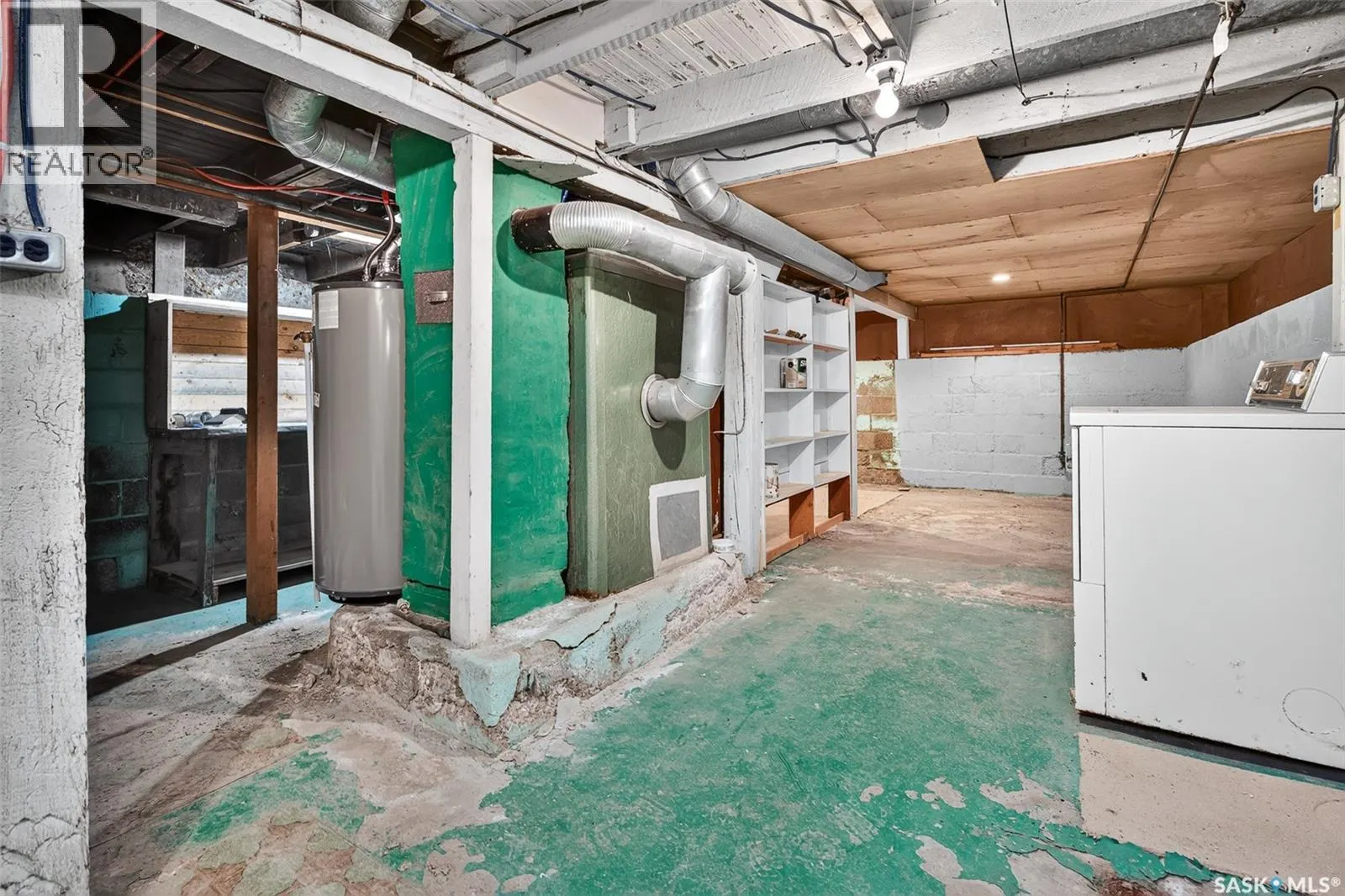 55 Iroquois STREET W