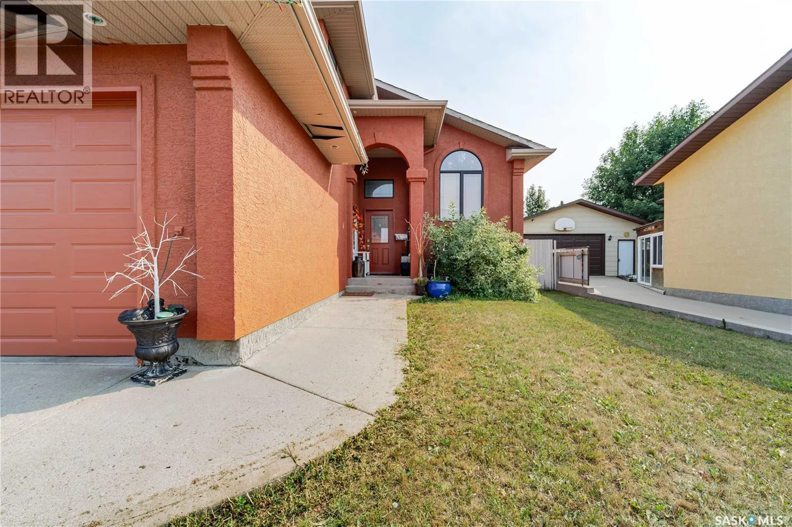 294 Wellington DRIVE