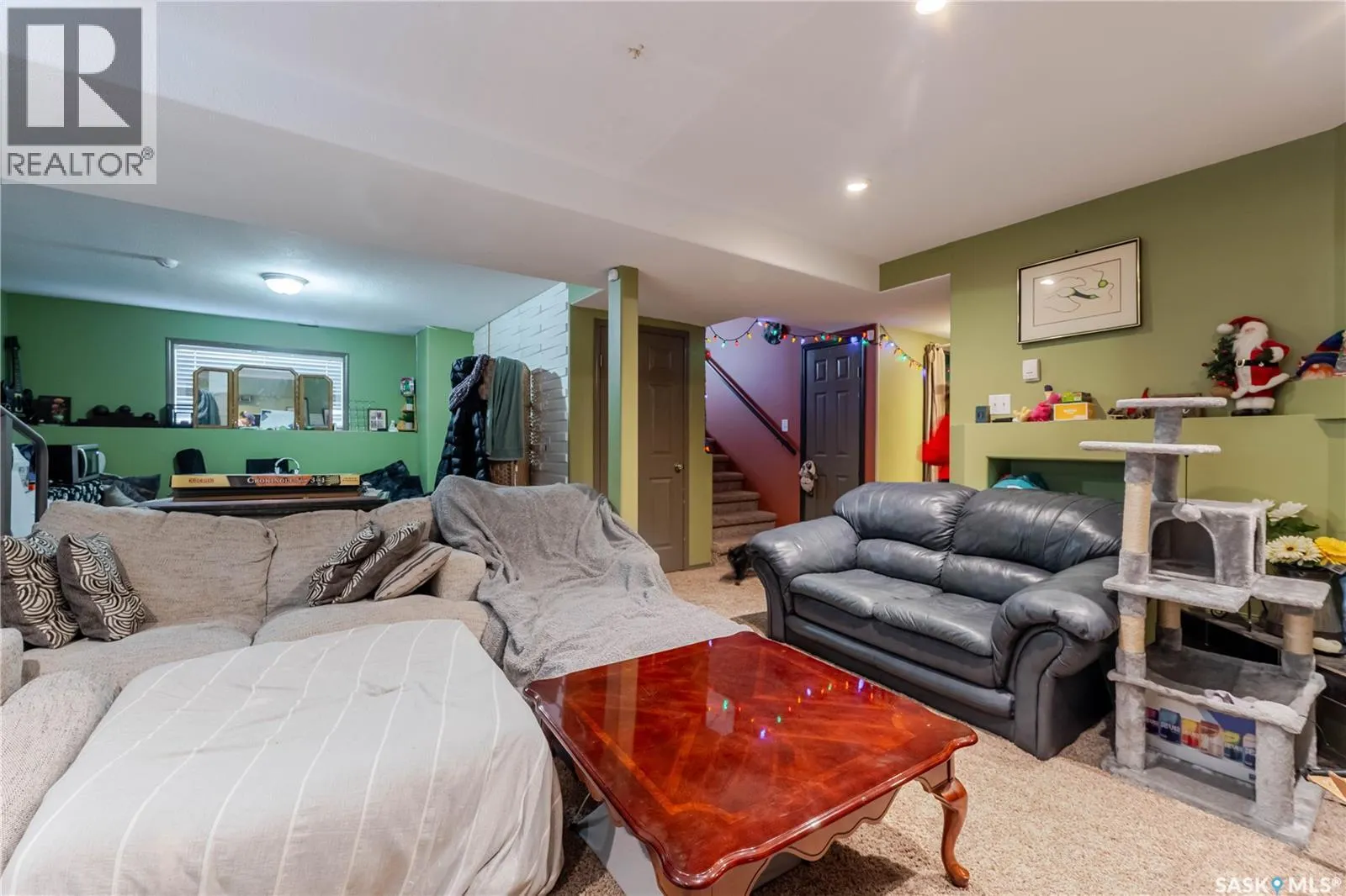 294 Wellington DRIVE