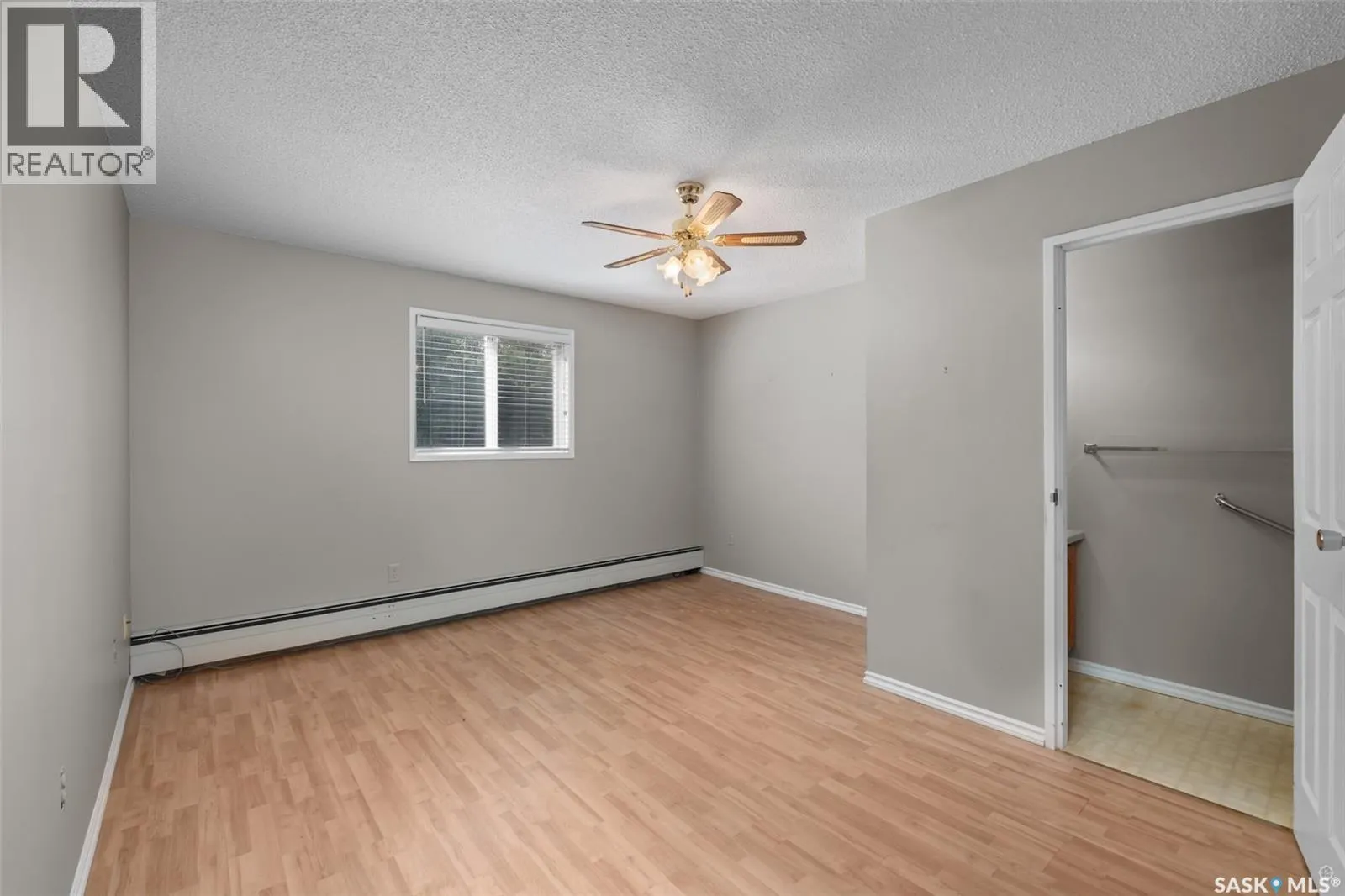 105 66 19th STREET W
