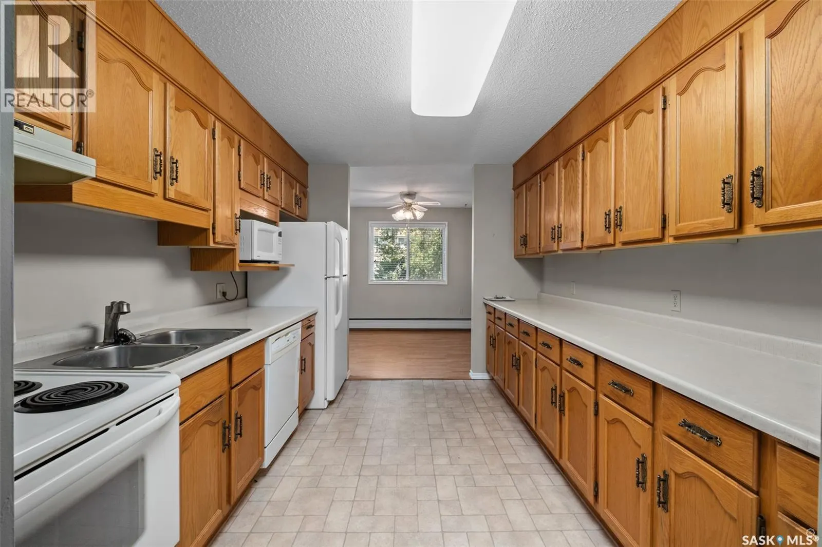 105 66 19th STREET W