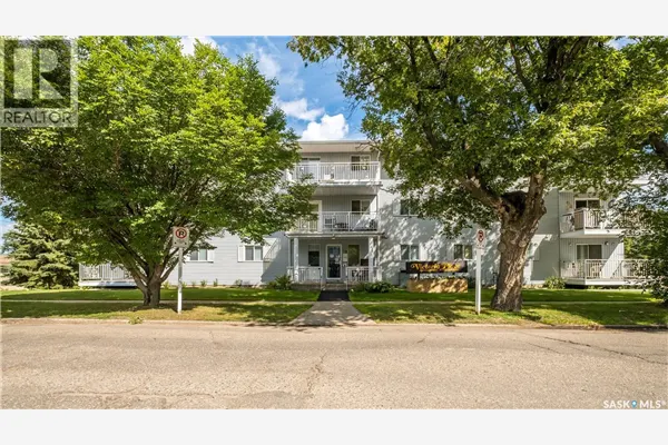 105 66 19th STREET W