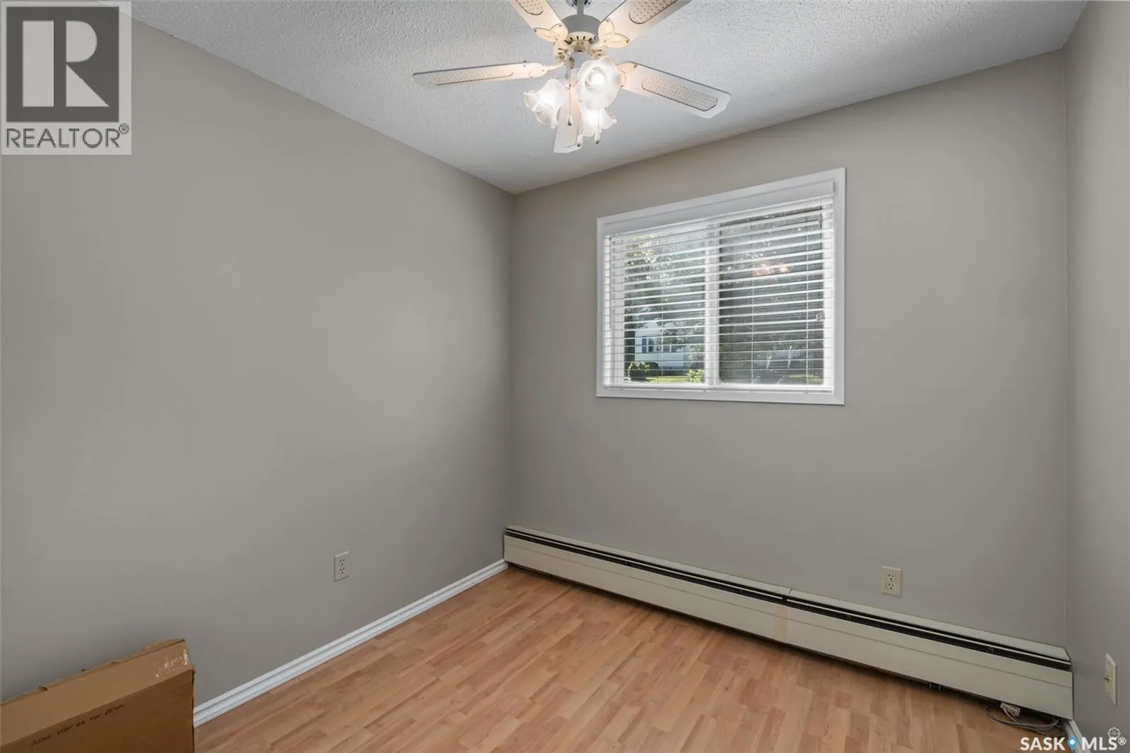 105 66 19th STREET W