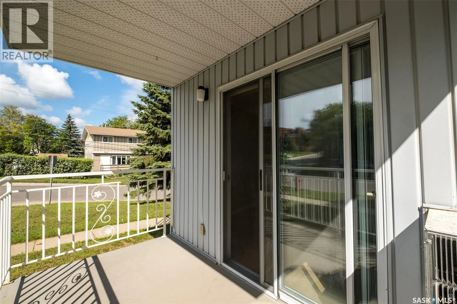 105 66 19th STREET W