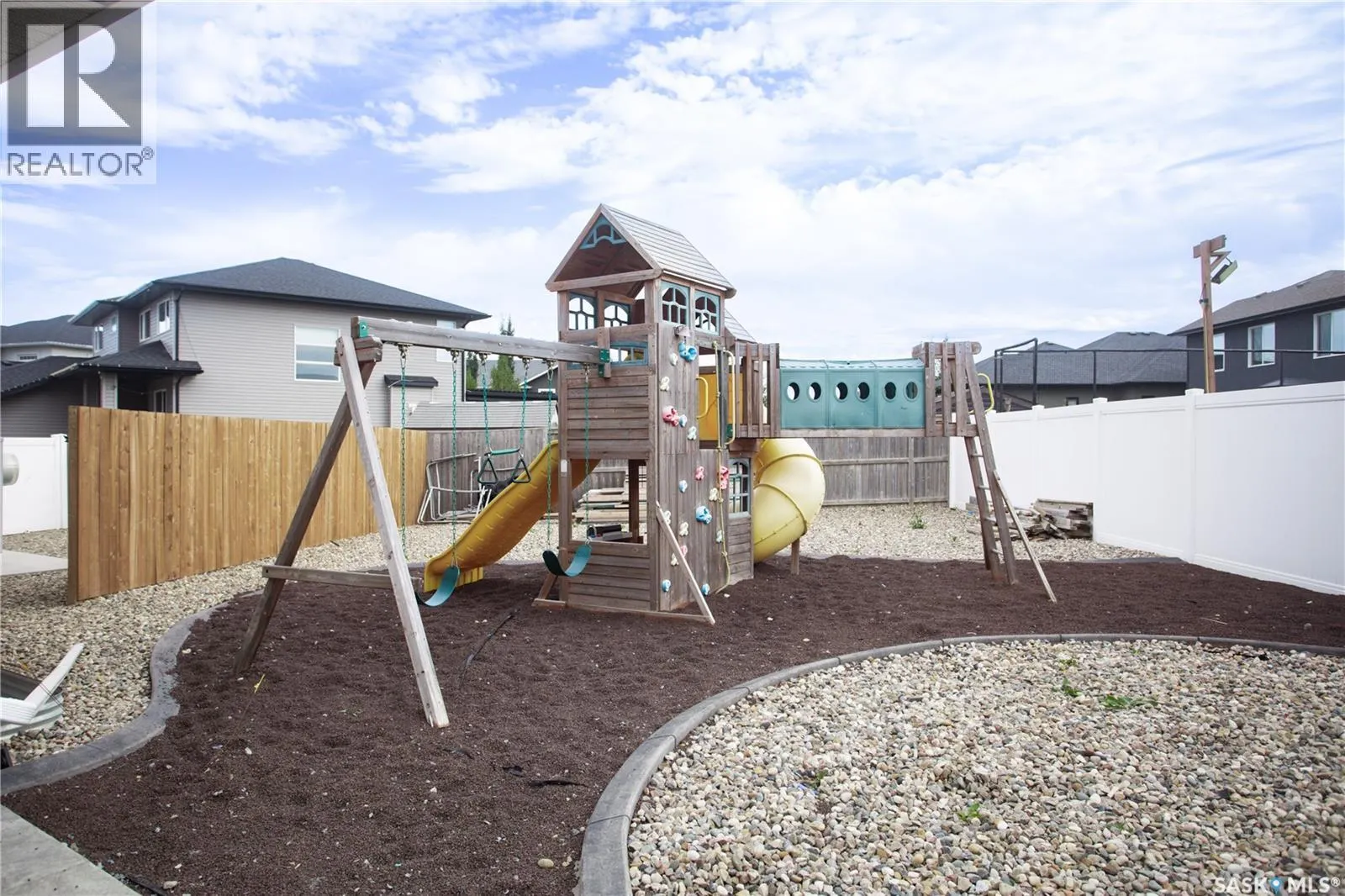 419 Salloum BAY