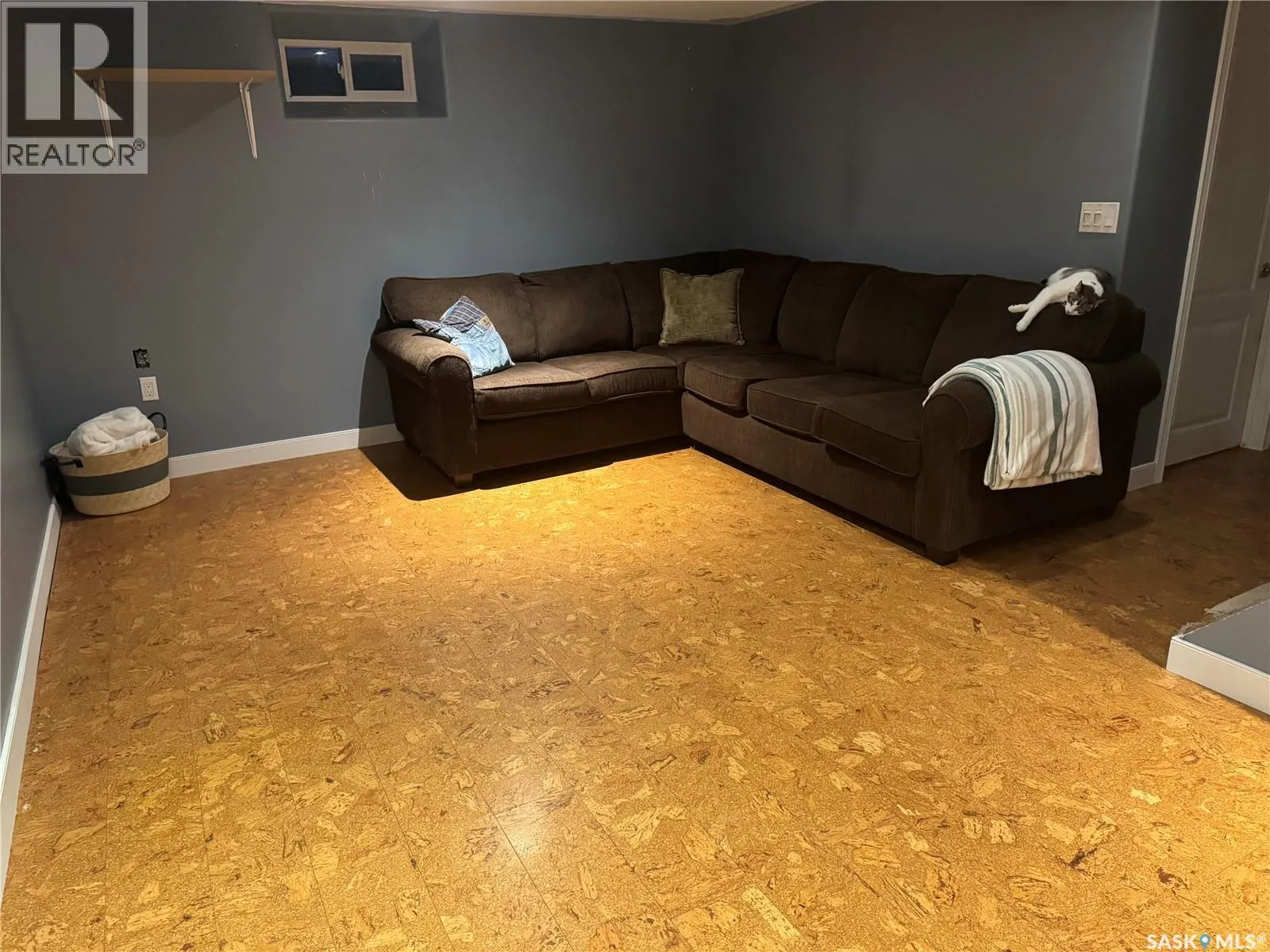 206 2nd STREET N