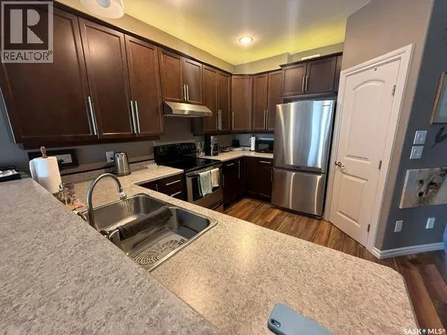 2 - 550 Southwood DRIVE
