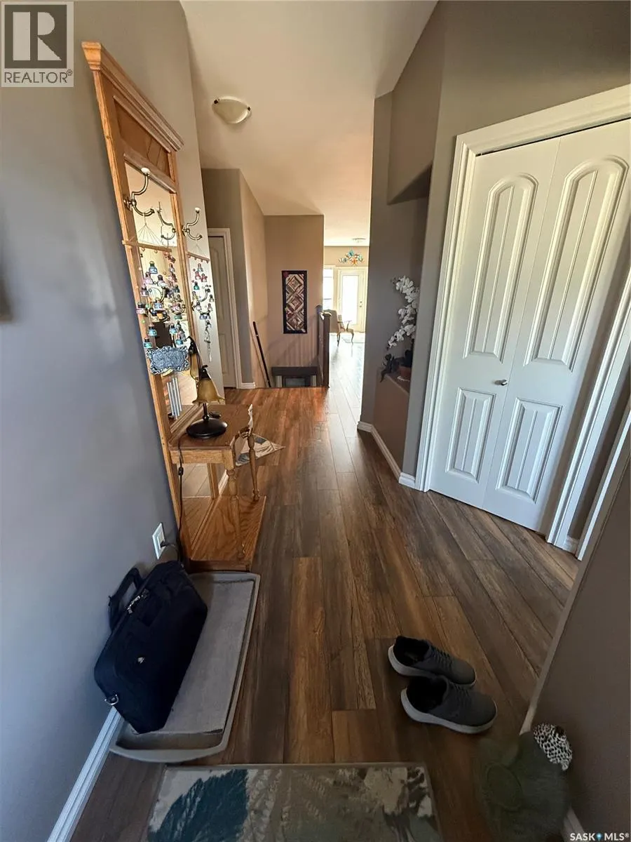 2 - 550 Southwood DRIVE