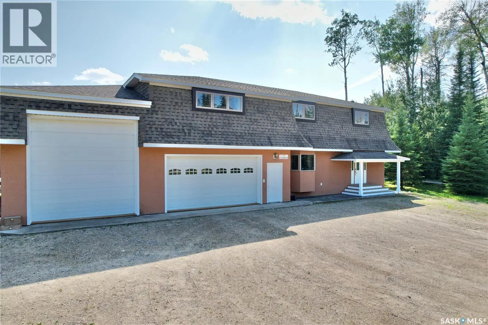 21 Fairway DRIVE