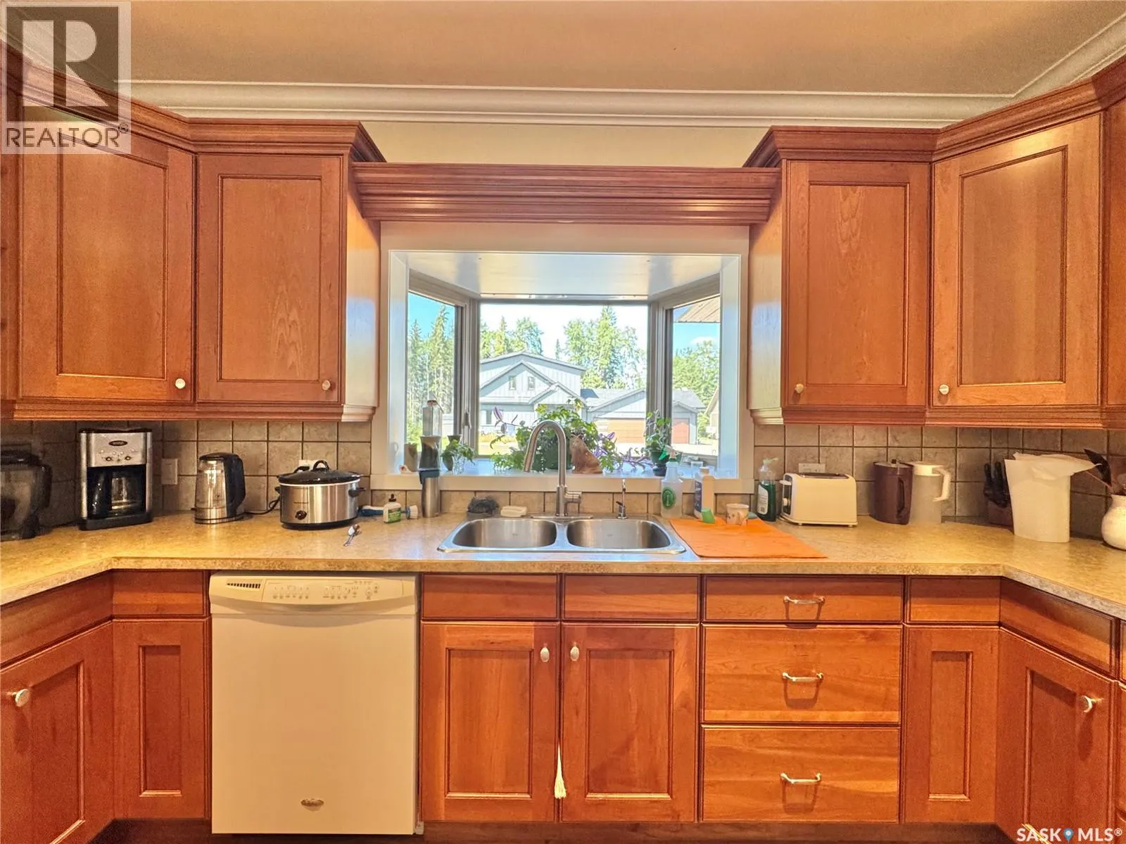 21 Fairway DRIVE