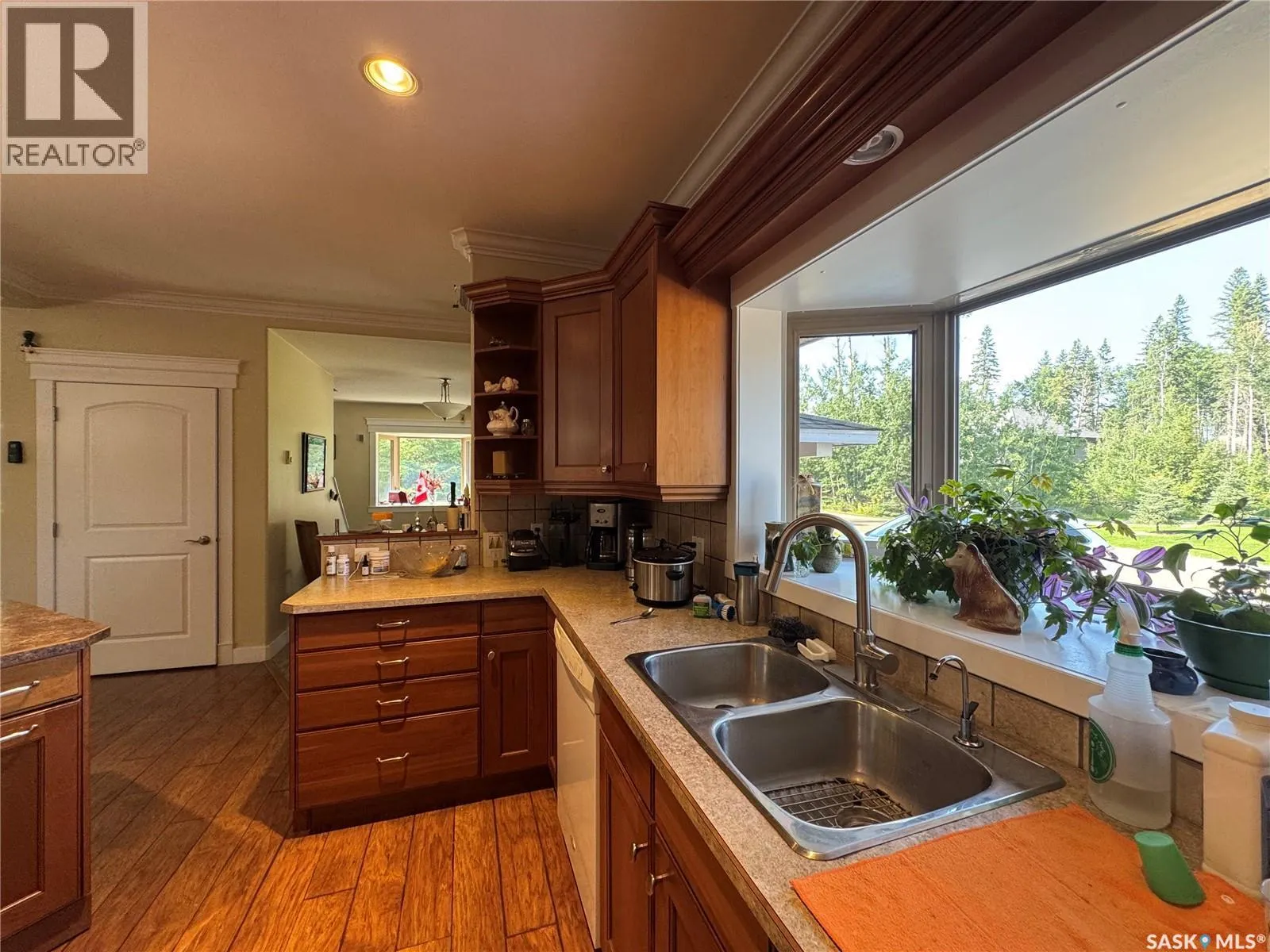 21 Fairway DRIVE