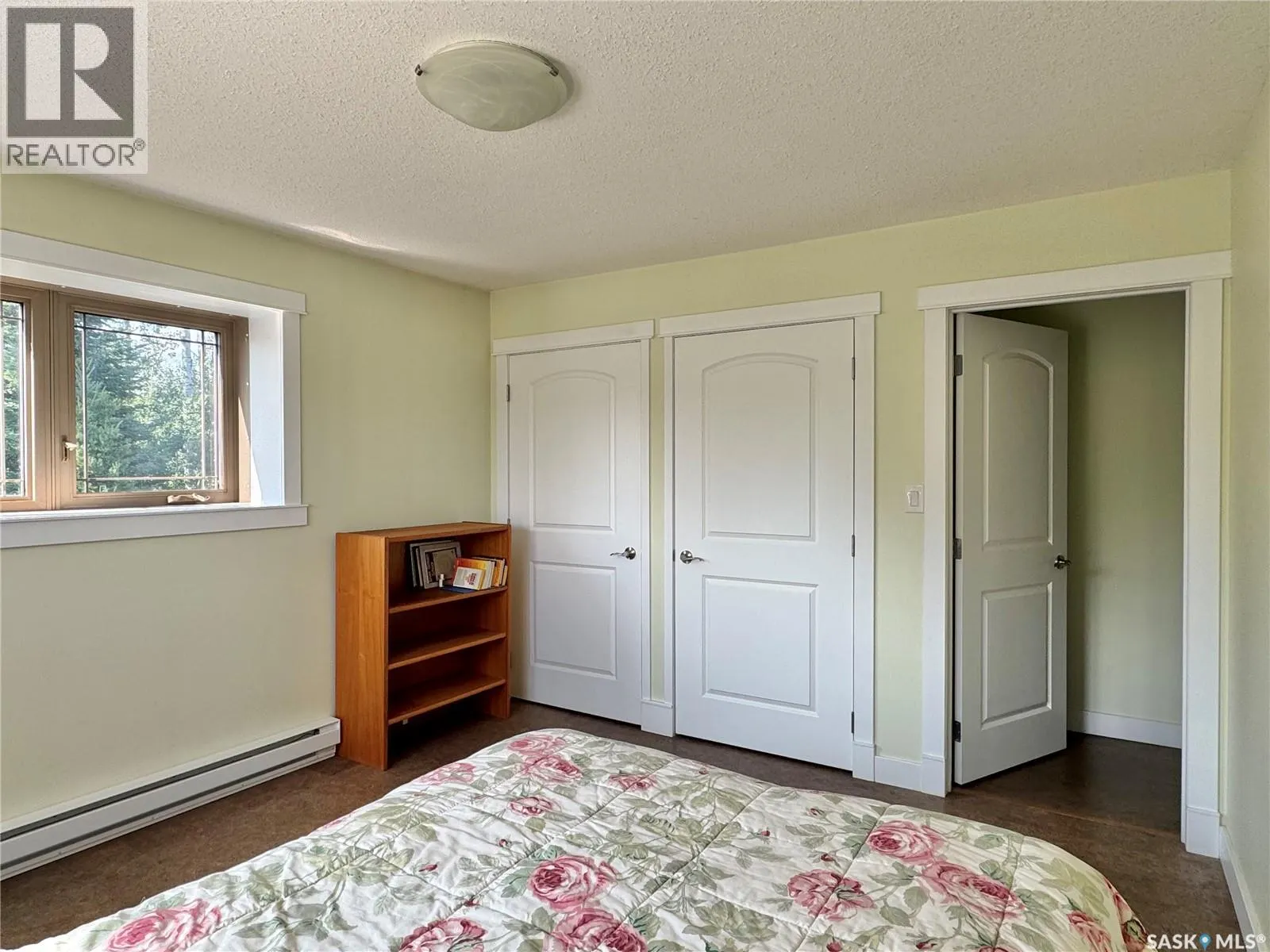 21 Fairway DRIVE