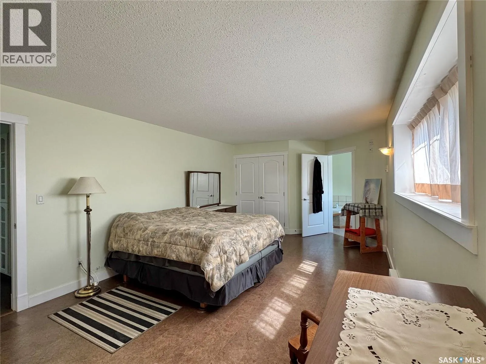 21 Fairway DRIVE
