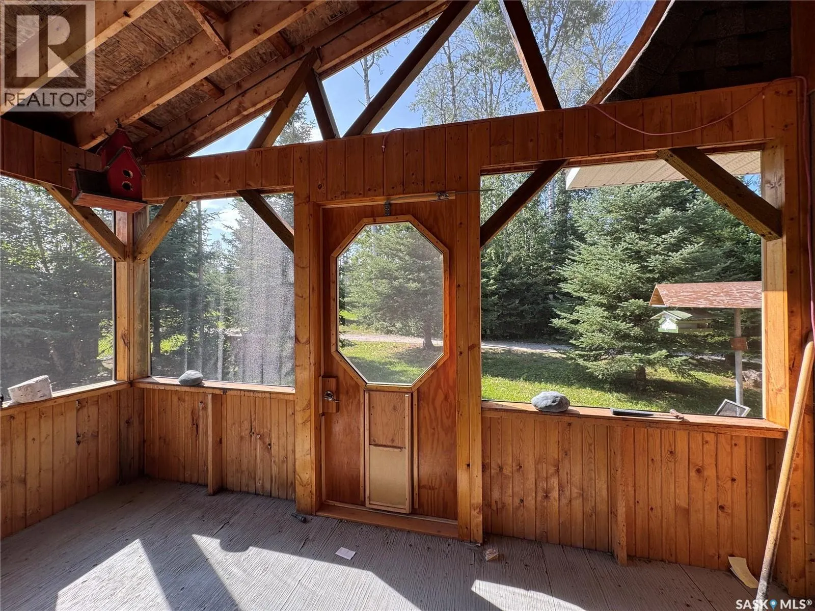 21 Fairway DRIVE