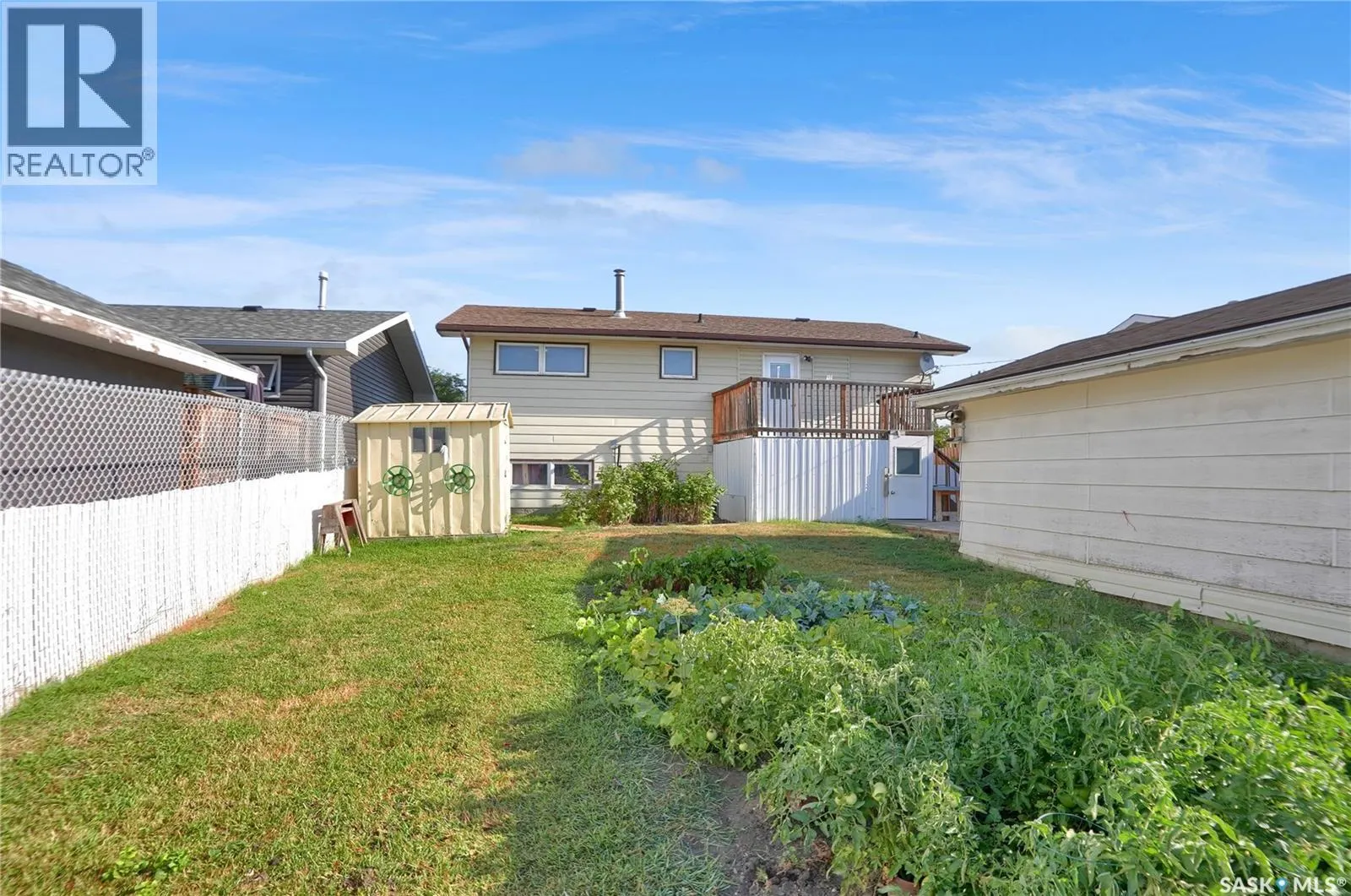 1507 Caribou STREET W