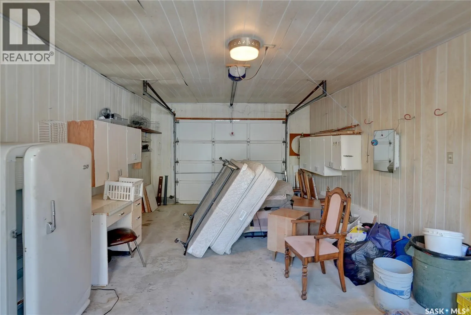 1507 Caribou STREET W