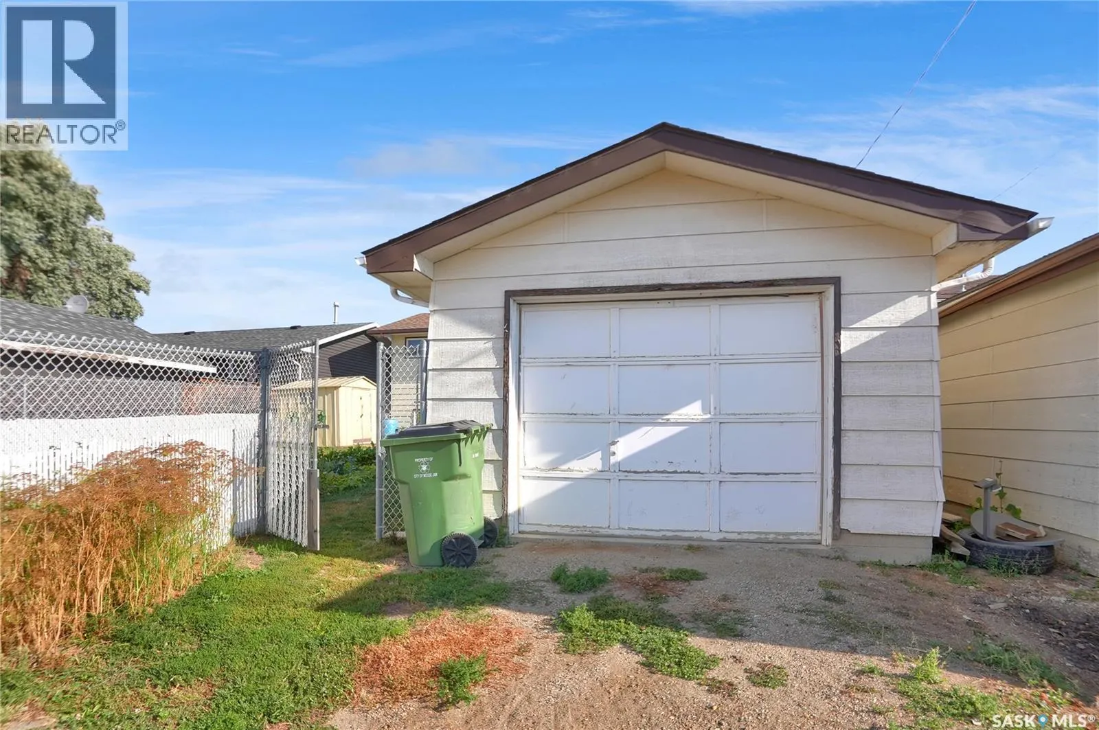 1507 Caribou STREET W