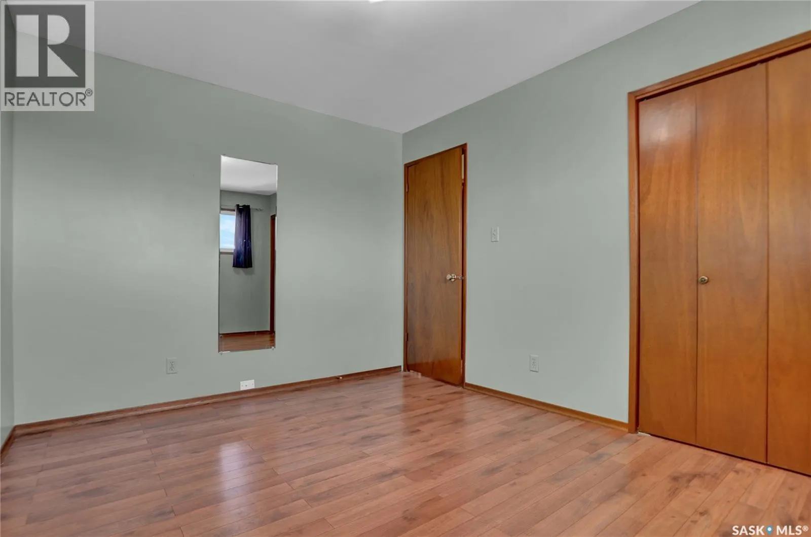 1507 Caribou STREET W