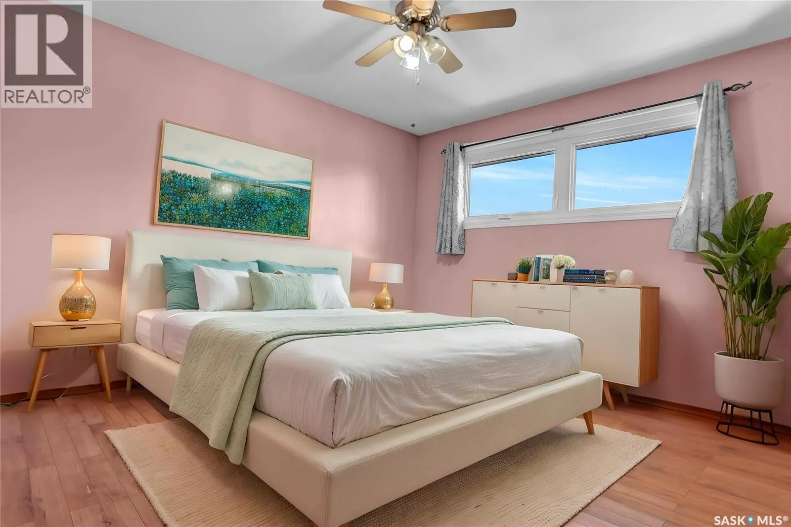 1507 Caribou STREET W