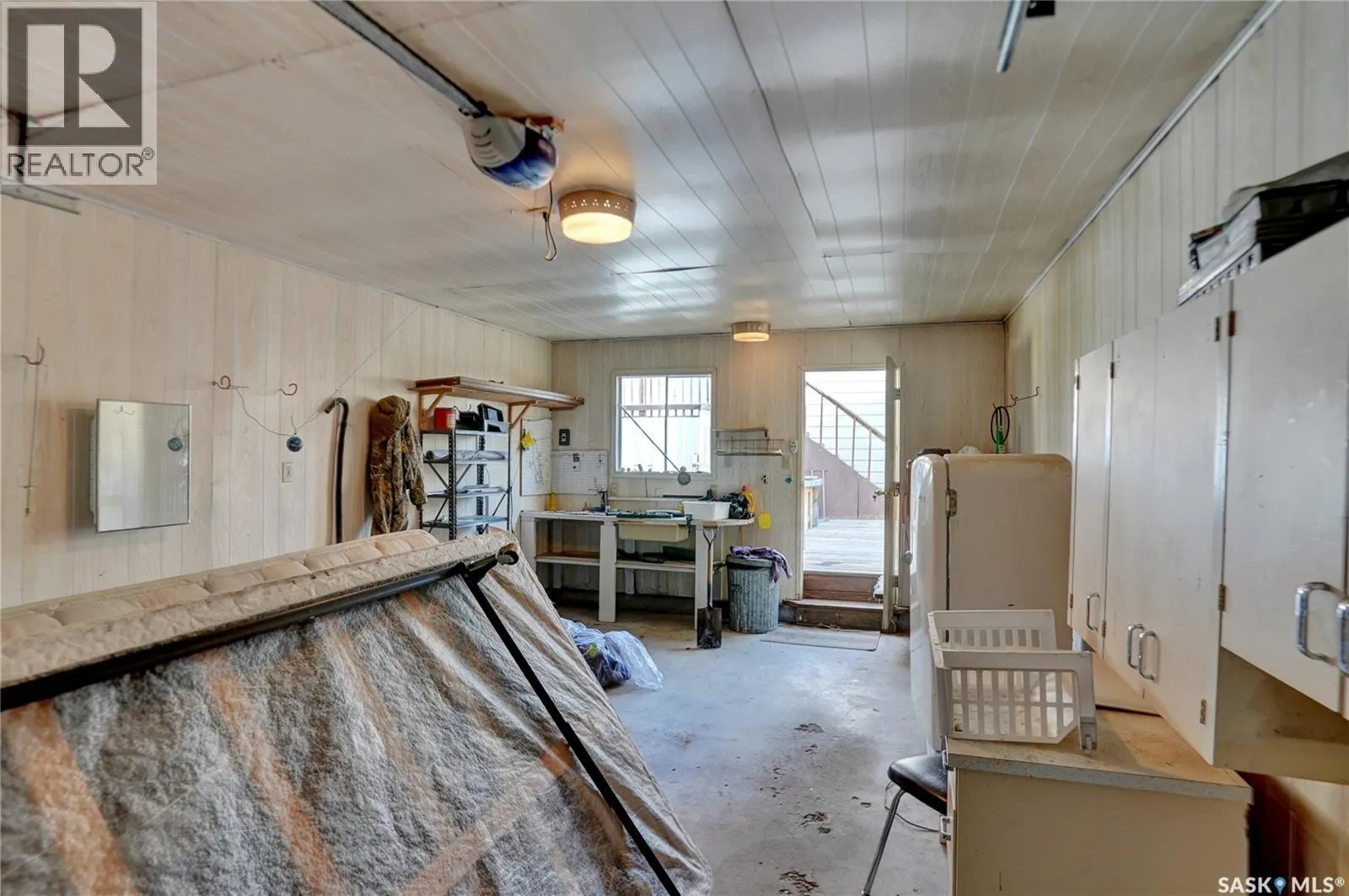 1507 Caribou STREET W