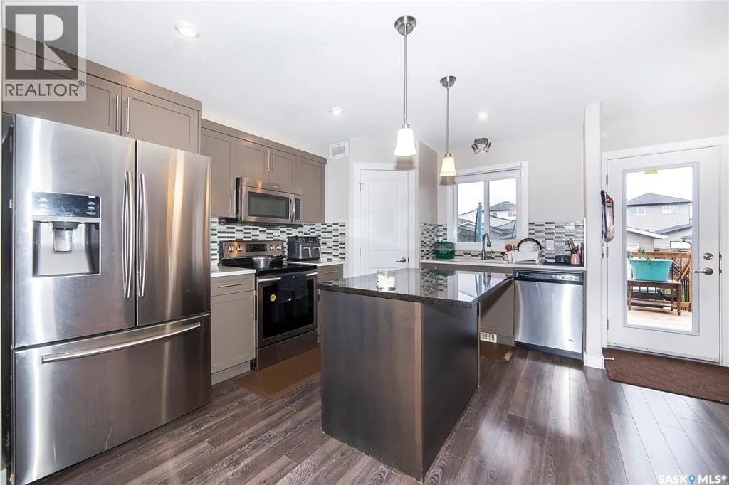 155 Marlatte CRESCENT