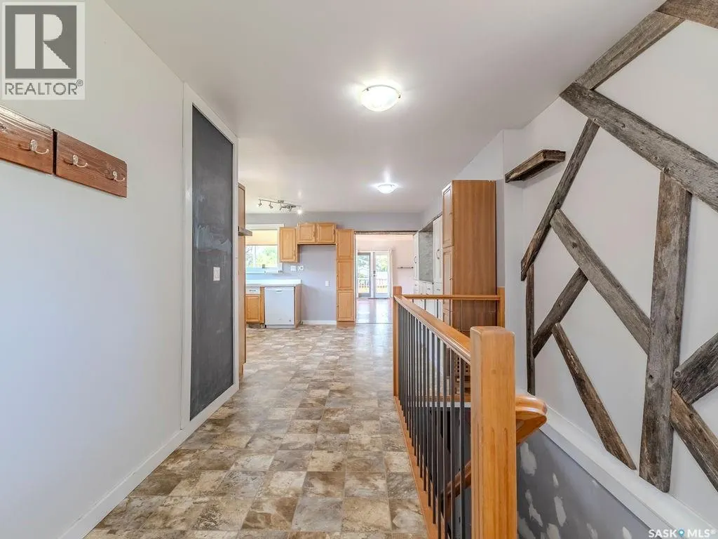 120 1st STREET N