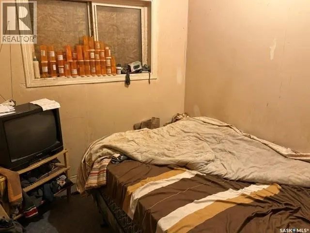 848 17th STREET W