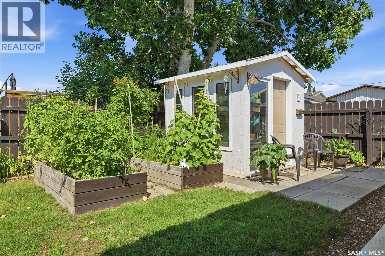 1630 Spadina DRIVE