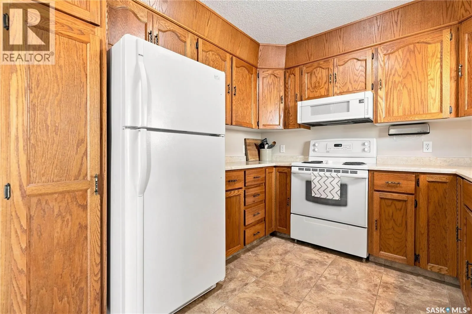 1630 Spadina DRIVE
