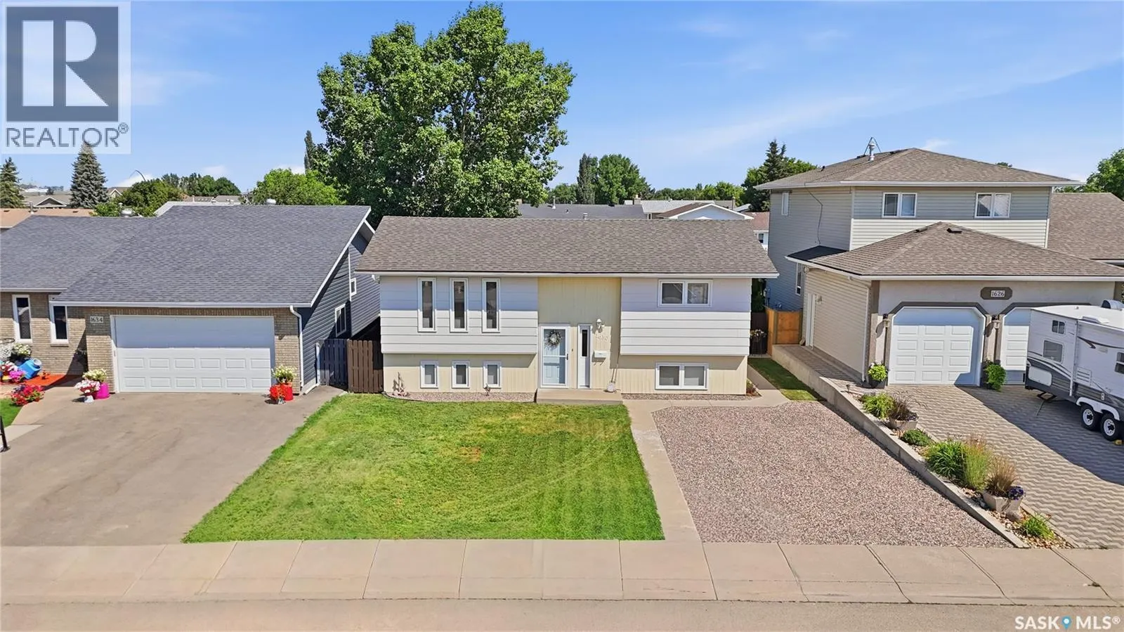 1630 Spadina DRIVE