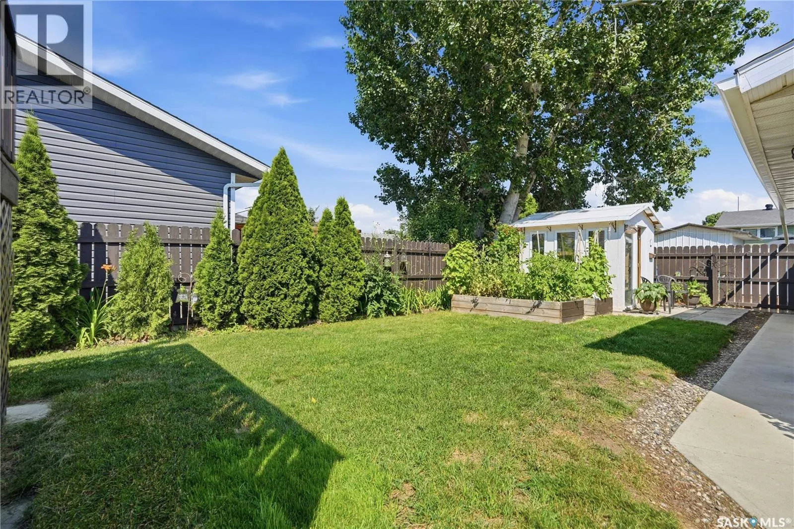 1630 Spadina DRIVE