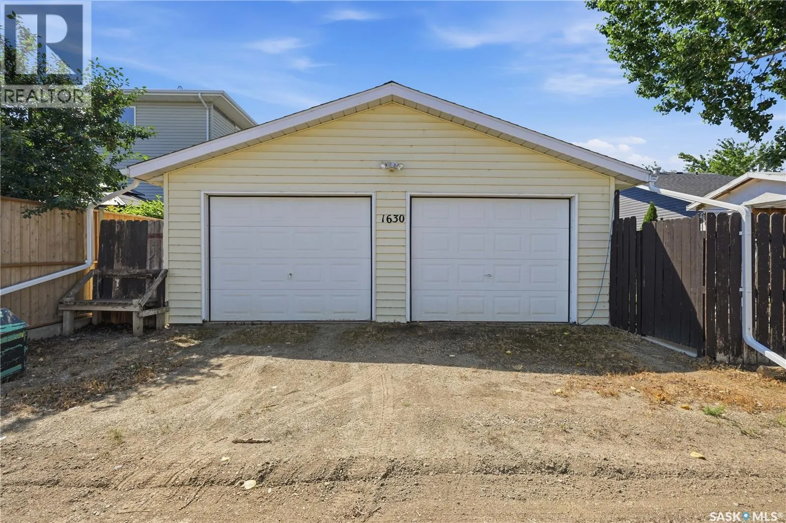 1630 Spadina DRIVE