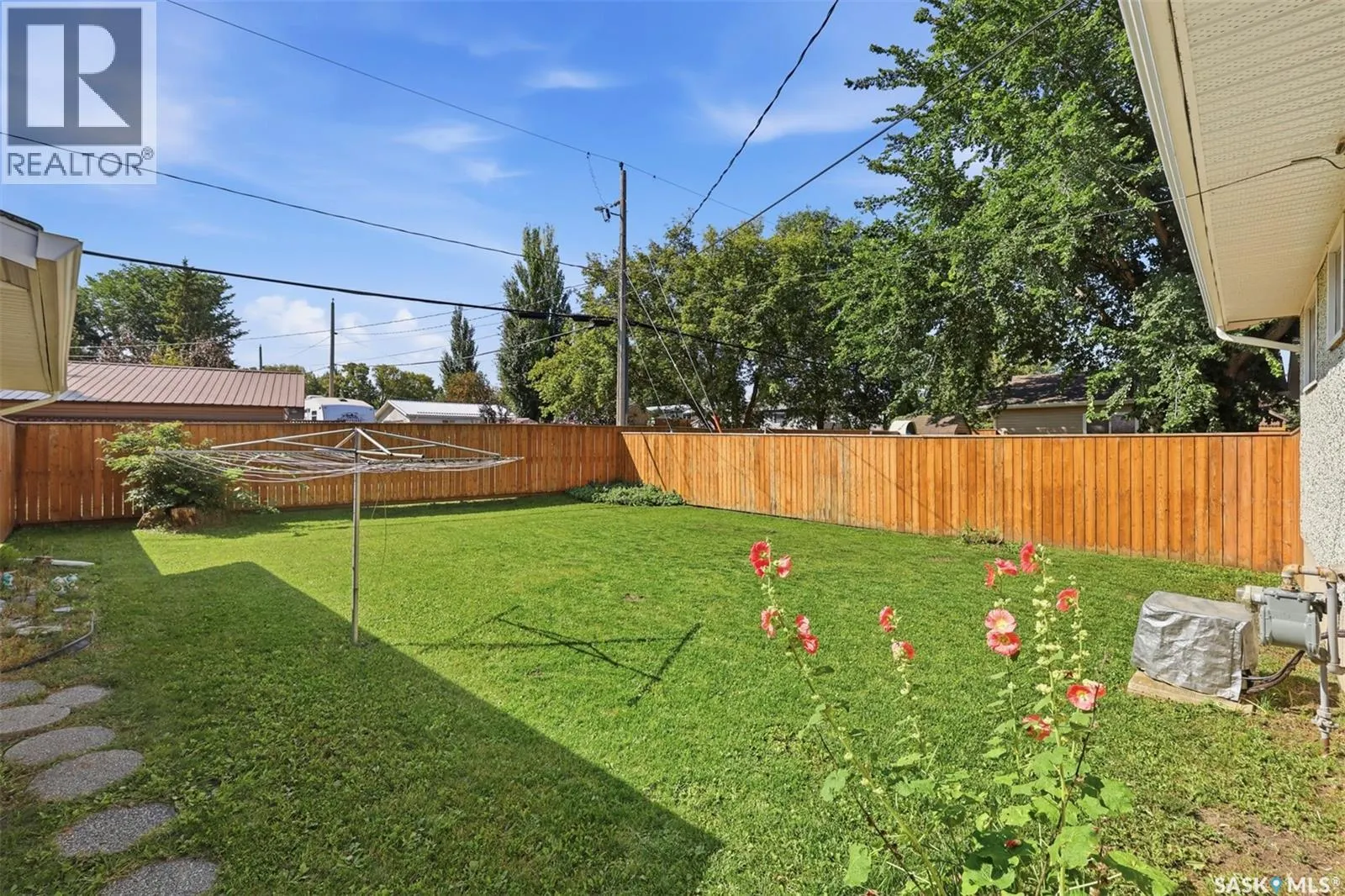 370 Taylor AVENUE