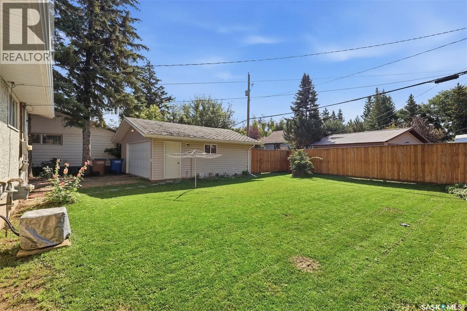 370 Taylor AVENUE