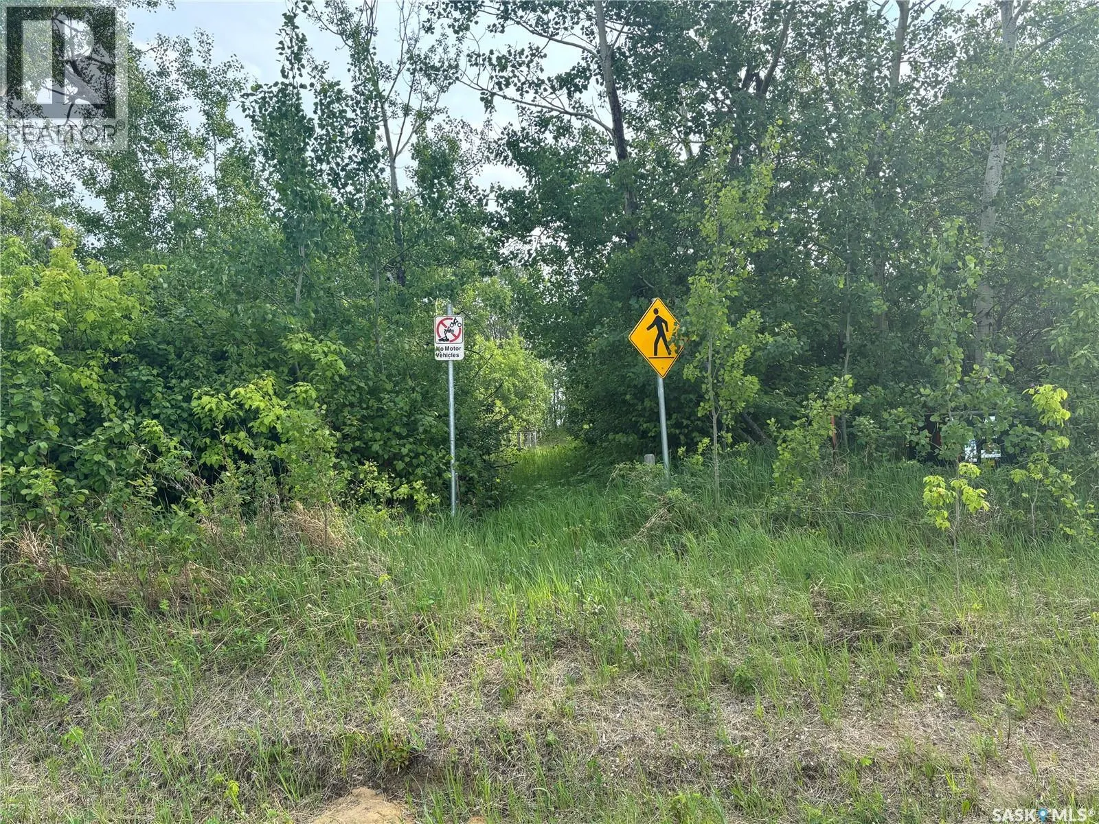 128 Crescent Bay ROAD