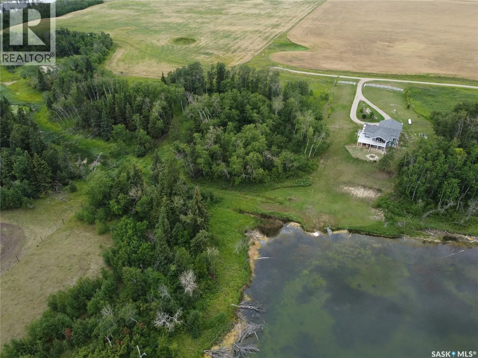 128 Crescent Bay ROAD