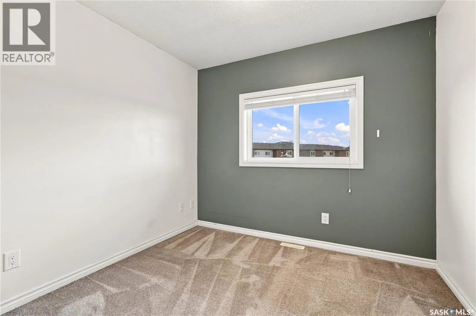 617 110 Akhtar BEND