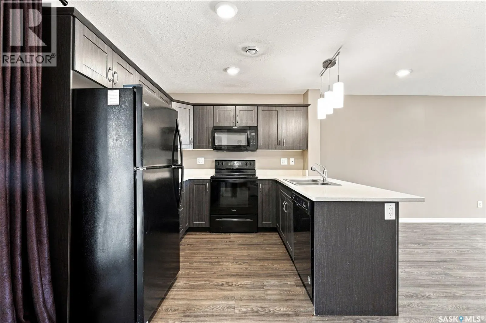 617 110 Akhtar BEND